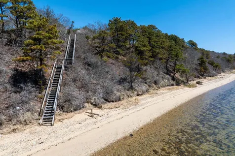 74 & 75 Jeremiah Way Edgartown MA 02539