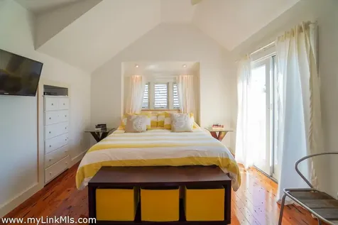 6 Laurel Avenue Oak Bluffs MA 02557