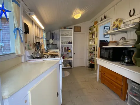 16 Siloam Avenue Oak Bluffs MA 02557