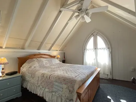 16 Siloam Avenue Oak Bluffs MA 02557