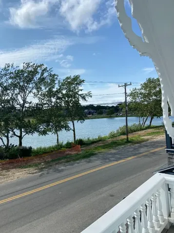 16 Siloam Avenue Oak Bluffs MA 02557