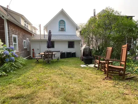 16 Siloam Avenue Oak Bluffs MA 02557