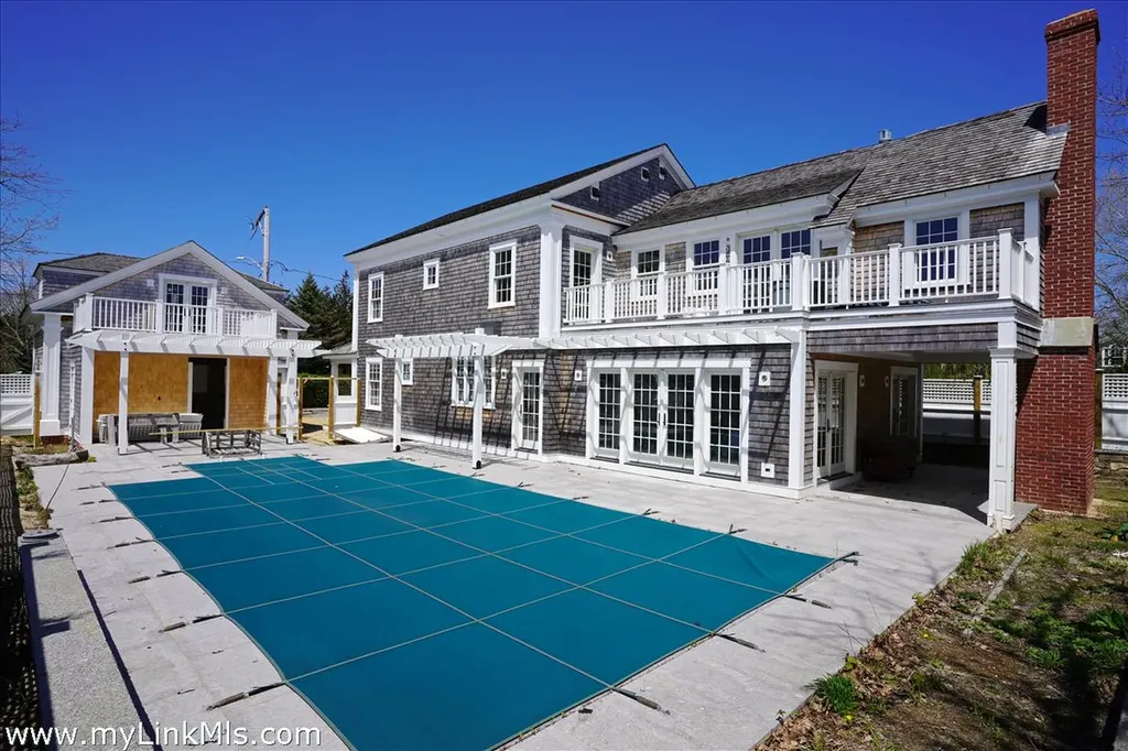 63 Peases Point Way North Edgartown MA 02539