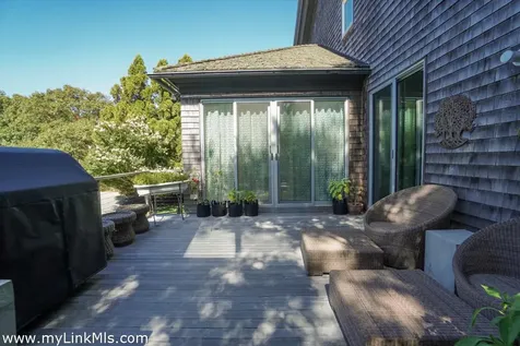 9 Crescent Road Oak Bluffs MA 02557