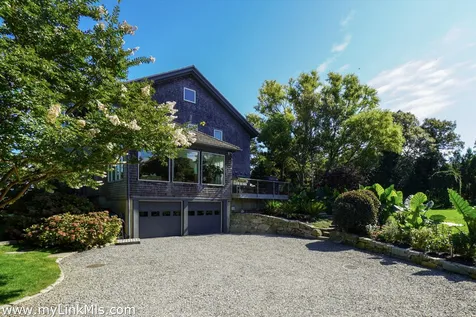 9 Crescent Road Oak Bluffs MA 02557