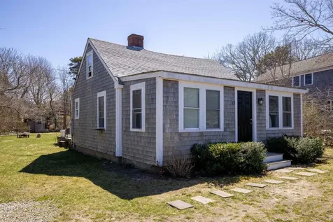 23 Fisher Road Edgartown MA 02539