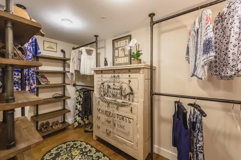 90 Dukes County Avenue Oak Bluffs MA 02557