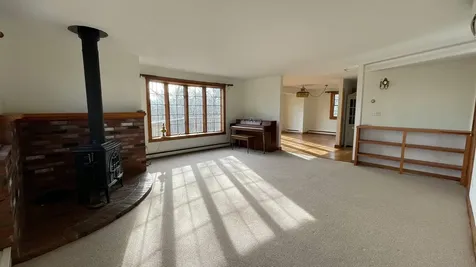 26 Cronig Avenue Vineyard Haven MA 02568