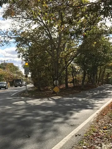 8 Indian Hill Road West Tisbury MA 02575