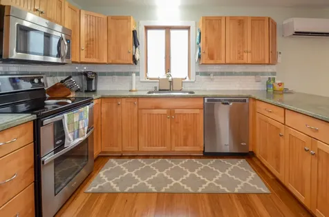 33 Menahan Street Oak Bluffs MA 02557