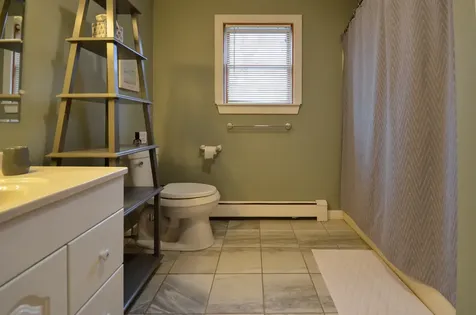 33 Menahan Street Oak Bluffs MA 02557