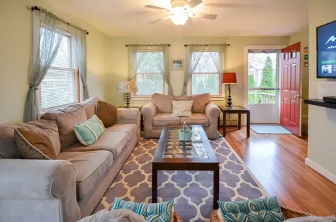 33 Menahan Street Oak Bluffs MA 02557