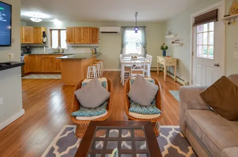 33 Menahan Street Oak Bluffs MA 02557