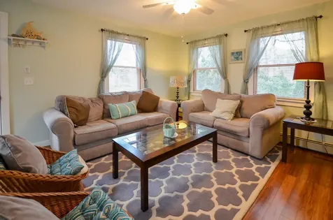 33 Menahan Street Oak Bluffs MA 02557