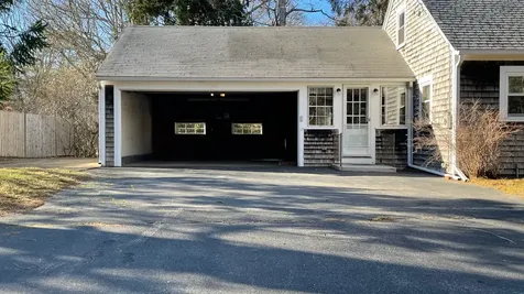 285 Edgartown Road Vineyard Haven MA 02568
