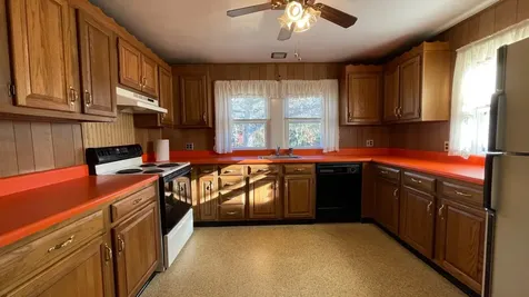 285 Edgartown Road Vineyard Haven MA 02568