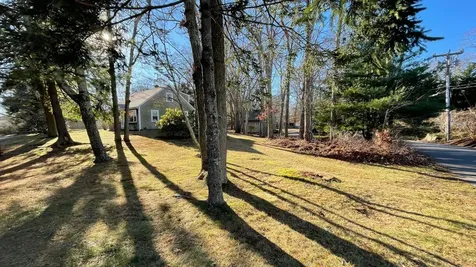 285 Edgartown Road Vineyard Haven MA 02568