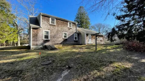 285 Edgartown Road Vineyard Haven MA 02568