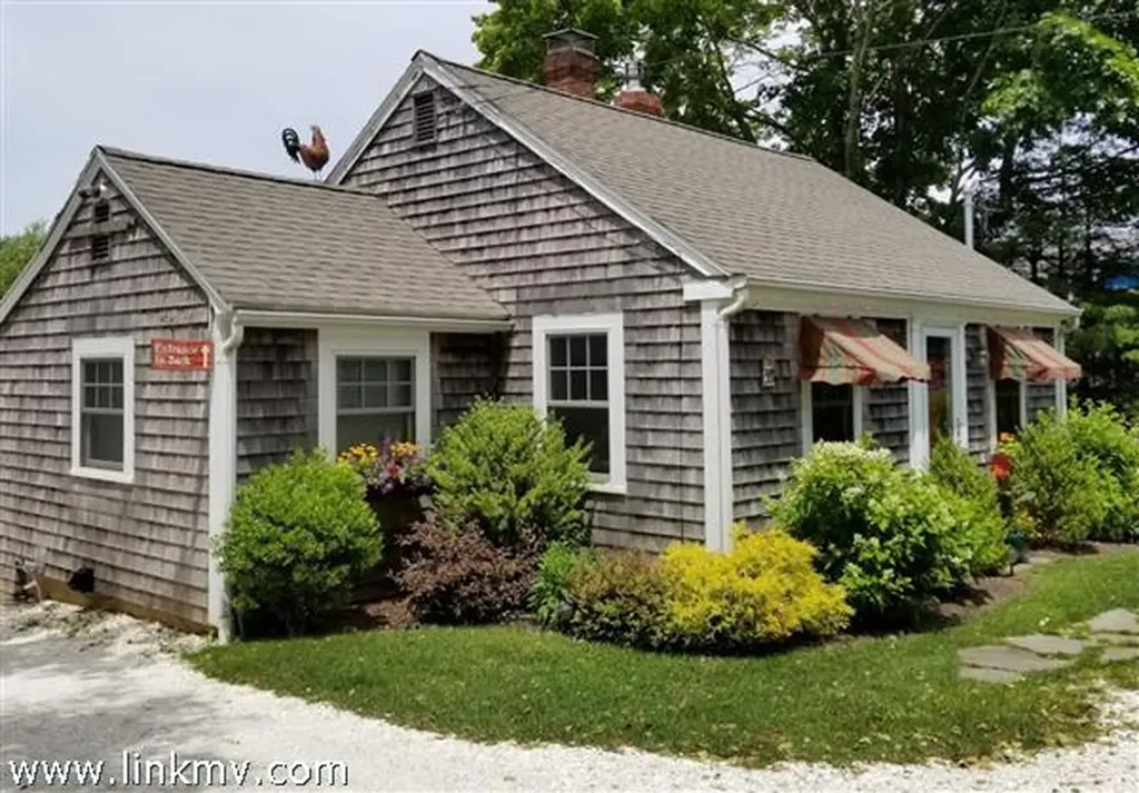 339 State Road Vineyard Haven MA 02568