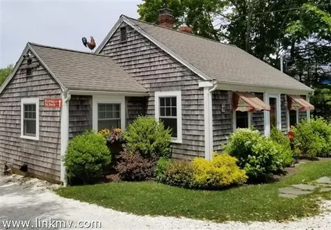 339 State Road Vineyard Haven MA 02568