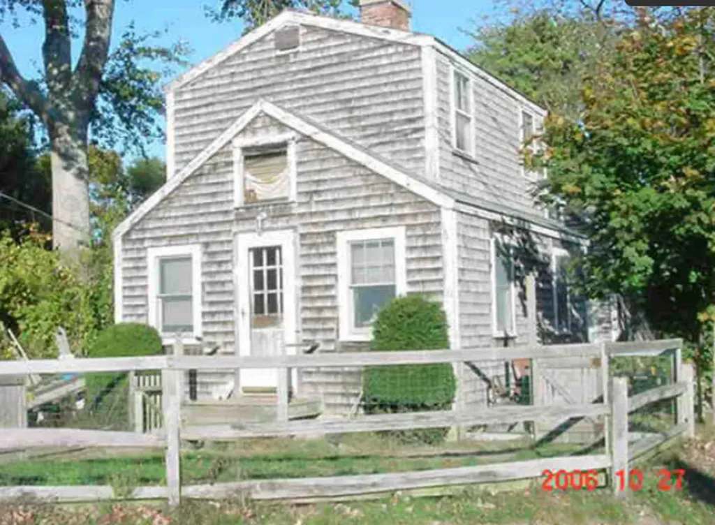21 Pinehurst Road Edgartown MA 02539