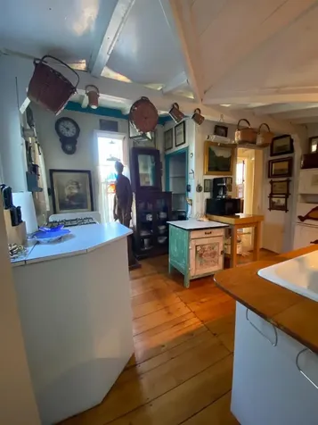22 Rock Avenue Oak Bluffs MA 02557