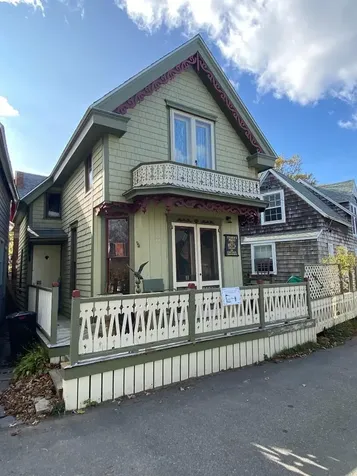 22 Rock Avenue Oak Bluffs MA 02557