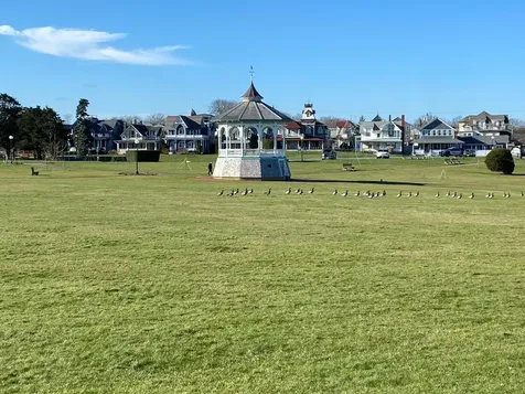 22 Rock Avenue Oak Bluffs MA 02557