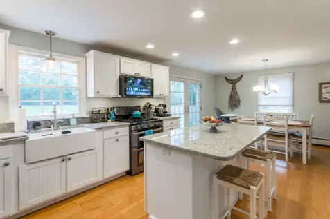 41 Dodgers Hole Road Edgartown MA 02539