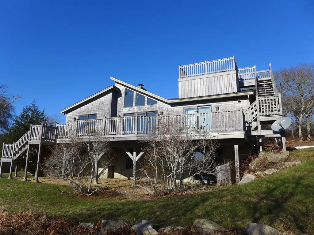 6 Church Street Aquinnah MA 02535