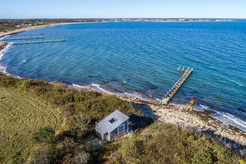 77 North Neck Road Edgartown MA 02539