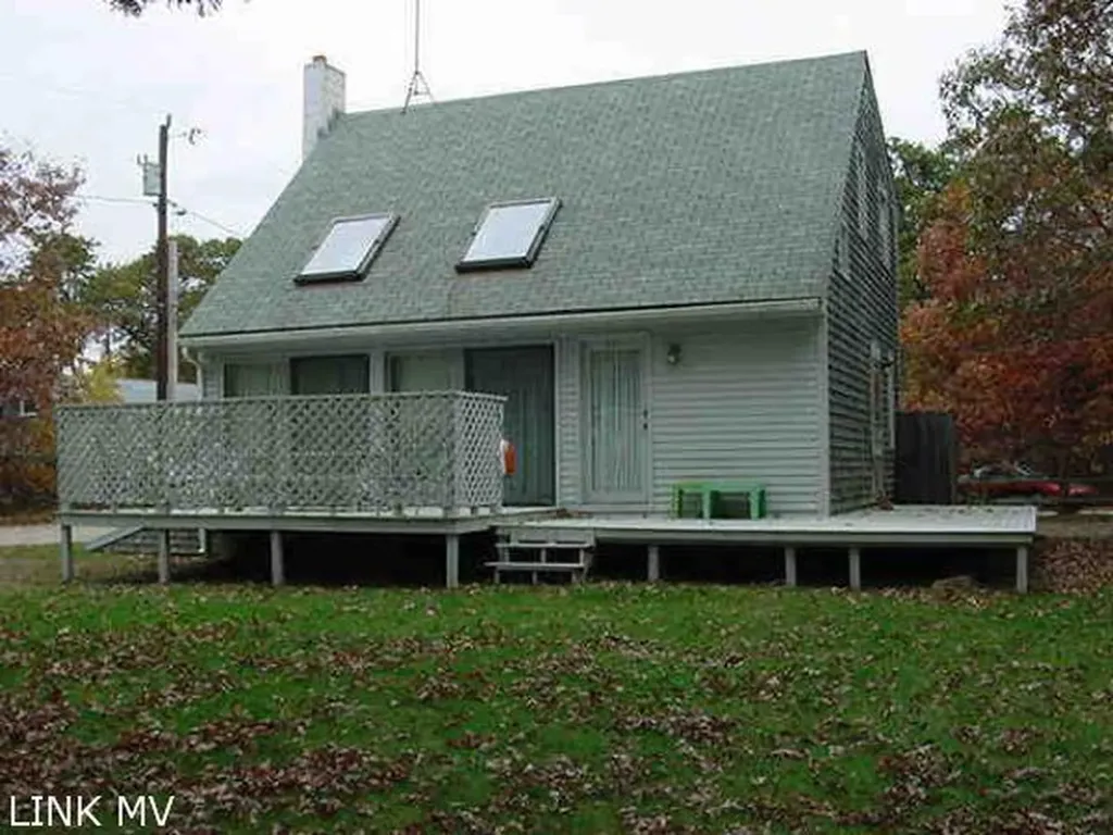 531 Edgartown Vineyard Haven Road Edgartown MA 02539