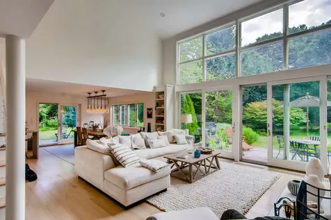 5 Guerin Lane Chilmark MA 02535