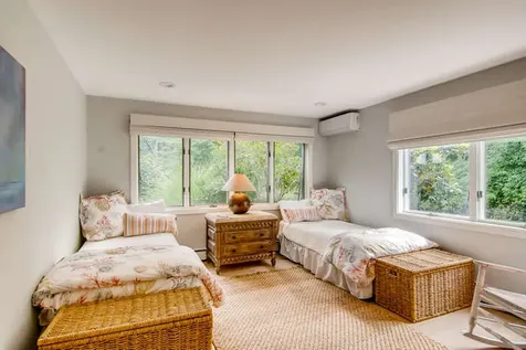 5 Guerin Lane Chilmark MA 02535