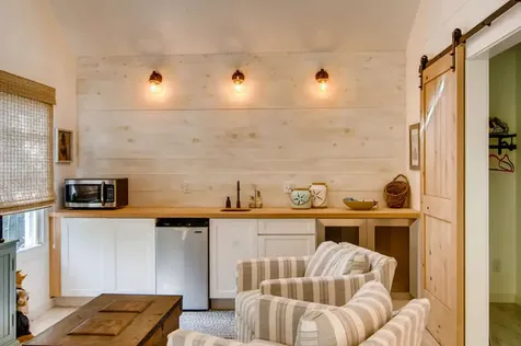 5 Guerin Lane Chilmark MA 02535