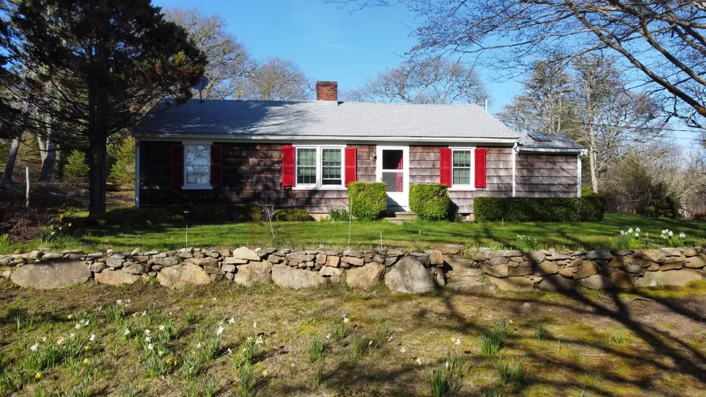 135 Middle Road Chilmark MA 02535