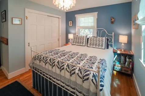 14 Huntington Avenue Oak Bluffs MA 02557