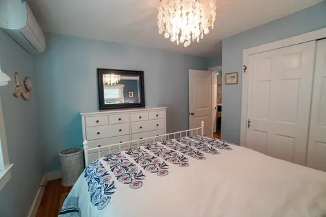 14 Huntington Avenue Oak Bluffs MA 02557