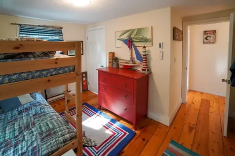 14 Huntington Avenue Oak Bluffs MA 02557