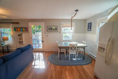 14 Huntington Avenue Oak Bluffs MA 02557