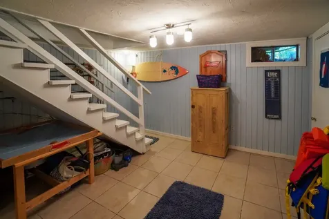 14 Huntington Avenue Oak Bluffs MA 02557