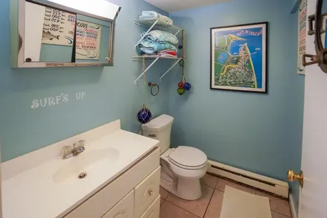 14 Huntington Avenue Oak Bluffs MA 02557