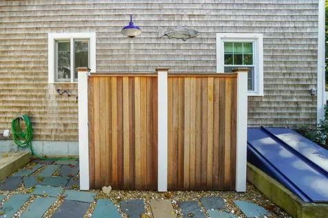 14 Huntington Avenue Oak Bluffs MA 02557