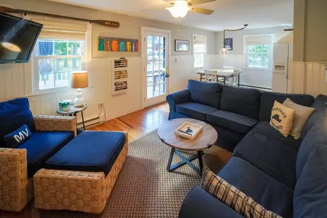 14 Huntington Avenue Oak Bluffs MA 02557