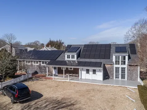 248 & 250 Upper Main Street Edgartown MA 02539