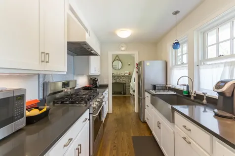 248 & 250 Upper Main Street Edgartown MA 02539