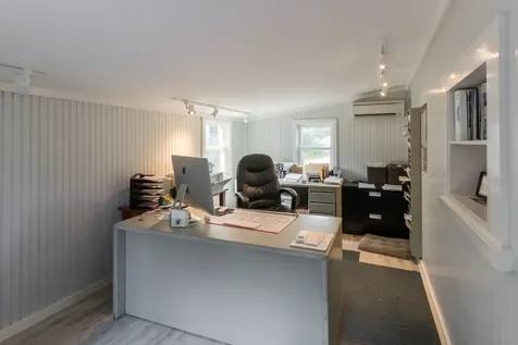 248 & 250 Upper Main Street Edgartown MA 02539