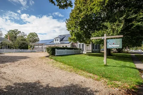 248 & 250 Upper Main Street Edgartown MA 02539