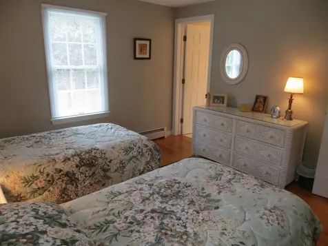 17 Eighteenth Street South Edgartown MA 02539
