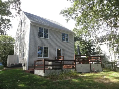 17 Eighteenth Street South Edgartown MA 02539
